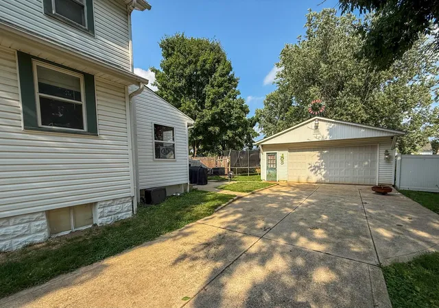 Photo 2 of Single family home for sale at 4320 Orchard Ln, Obetz, OH 43207 | MLS# 226030226 | Listing updated on 2026-08-17