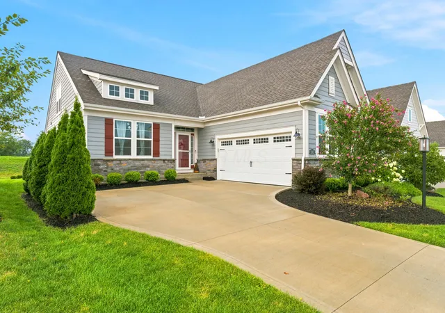 Photo 4 of Single family home for sale at 1385 Goldwell Dr, Sunbury, OH 43074 | MLS# 226030476 | Listing updated on 2026-10-08