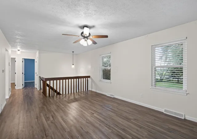 Photo 4 of Single family home for sale at 4833 Columbus Rd, Centerburg, OH 43011 | MLS# 226030427 | Listing updated on 2026-09-25