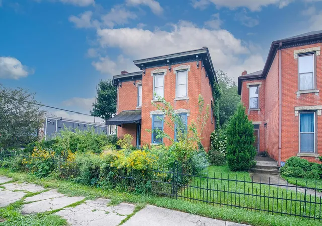 1st image of 29 31 Smith Pl, Columbus, OH 43201 | MLS# 226030584