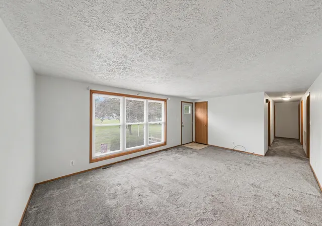Photo 3 of Sale Pending at 1383 Michigan Dr, Bucyrus, OH 44820 | MLS# 226030253 | Listing updated on 2026-09-02