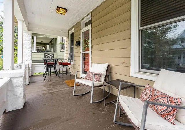 2nd image of 25 E Tulane Rd, Columbus, OH 43202 | MLS# 226030569