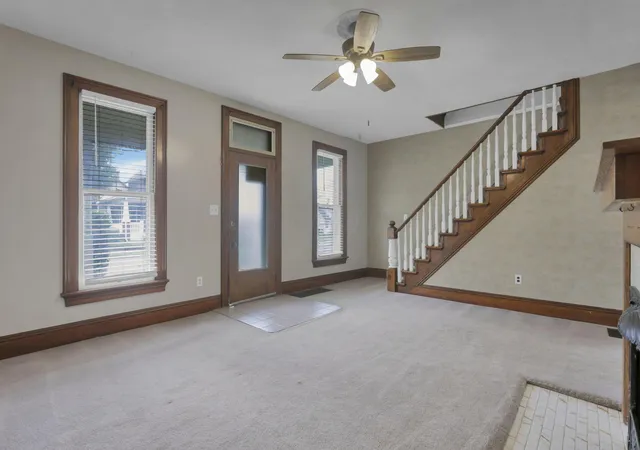 5th image of 178 W Locust St, Newark, OH 43055 | MLS# 226030239