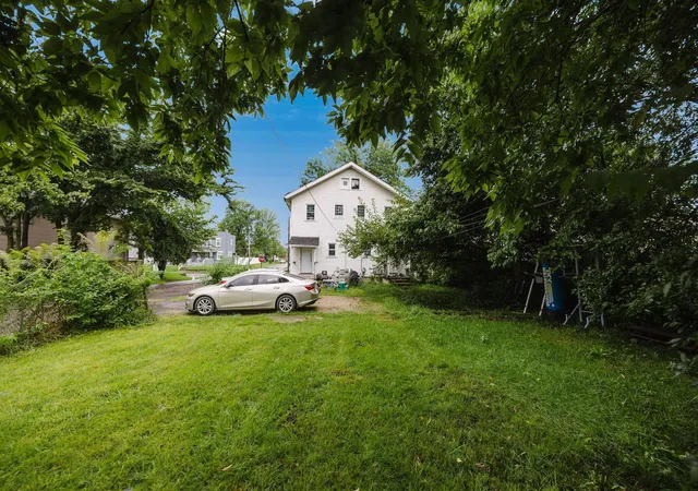 2nd image of 1134 S Champion Ave, Columbus, OH 43206