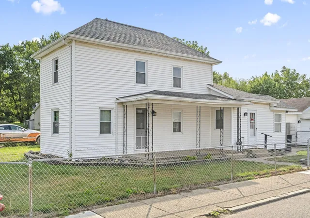 Photo 3 of Single family home for sale at 628 Delaware St, Washington Court House, OH 43160 | MLS# 226030375 | Listing updated on 2026-10-07