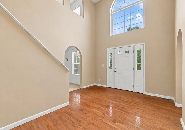 5th image of 2515 Lackey Meadows Dr, Delaware, OH 43015 | MLS# 226030834