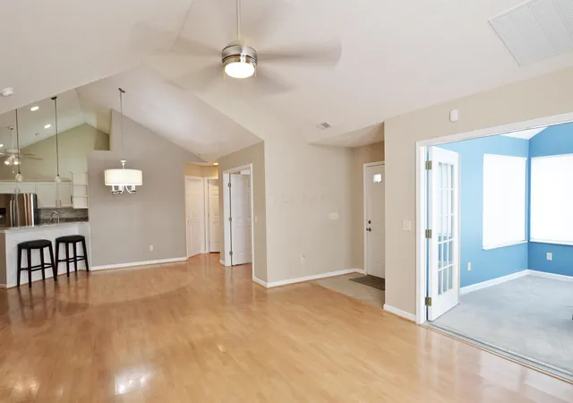 Listing Photo 4 - Condo for sale in building located at 5163 Crescent Ridge Dr, Clayton, OH 45315
