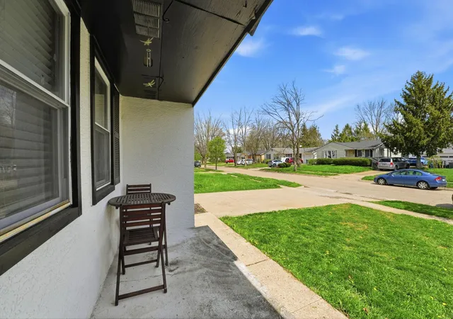 Photo 3 of Single family home for sale at 6525 Devonhill Rd, Columbus, OH 43229 | MLS# 226030264 | Listing updated on 2026-09-01