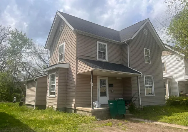 1st image of 195 Clinton St, Newark, OH 43055 | MLS# 226030296