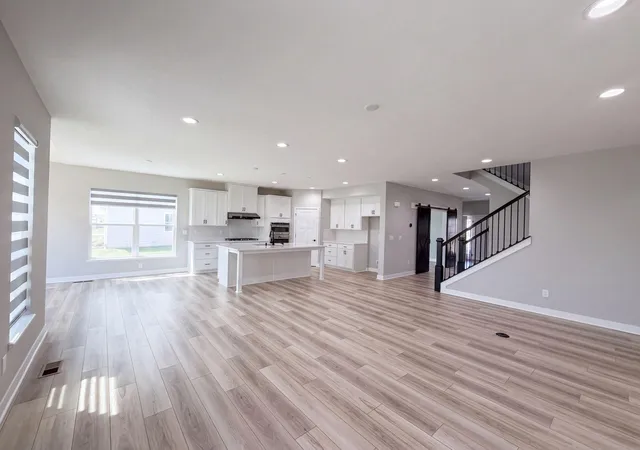 3rd image of 1601 Cromwill Loop, Delaware, OH 43015 | MLS# 226030274