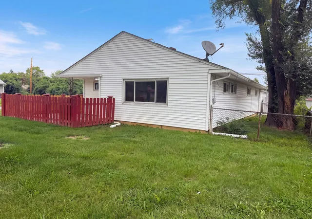 5th image of 2221 Myrtle Ave, Columbus, OH 43211 | MLS# 226030276