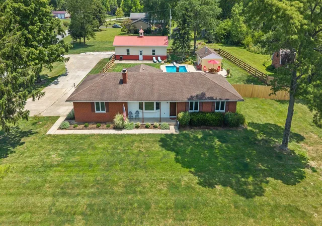Photo 1 of Single family home for sale at 3920 Lukens Rd, Grove City, OH 43123 | MLS# 226030456 | Listing updated on 2026-09-16