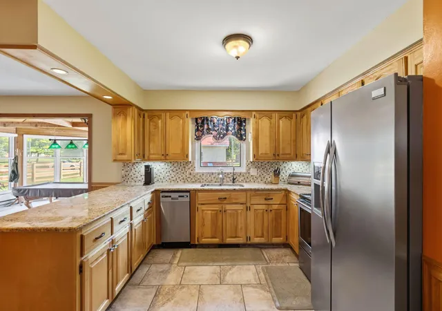 Photo 3 of Single family home for sale at 3920 Lukens Rd, Grove City, OH 43123 | MLS# 226030456 | Listing updated on 2026-09-16