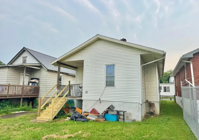Photo 6 of Single family home for sale at 23 Bahl Ave, Mansfield, OH 44905 | MLS# 226030299 | Listing updated on 2026-08-17