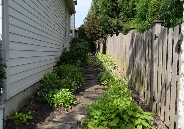 Photo 3 of Single family home for sale at 3166 Melbury Dr, Columbus, OH 43221 | MLS# 226030302 | Listing updated on 2026-10-07