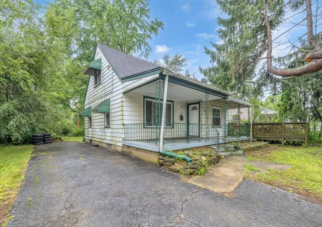 3rd image of 2155 Schenley Dr, Columbus, OH 43219 | MLS# 226030383