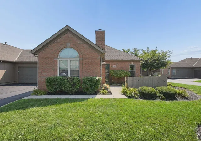 2nd image of 2395 Hooverside Ln, Grove City, OH 43123 | MLS# 226031053