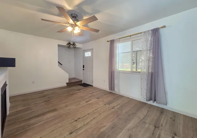 2nd image of 964 Lawrence Dr, Columbus, OH 43207 | MLS# 226030475
