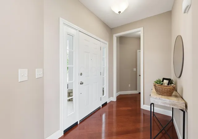 Photo 4 of Single family home for sale at 6302 Scioto Chase Blvd, Powell, OH 43065 | MLS# 226030322 | Listing updated on 2026-10-06