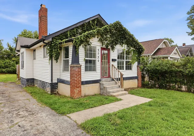 4th image of 2732 Dibblee Ave, Columbus, OH 43204 | MLS# 226031002