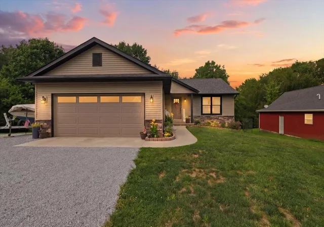 1st image of 148 Jonathon Dr, Howard, OH 43028 | MLS# 226030334
