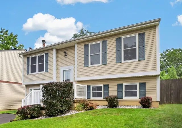 5th image of 7606 Moorlane Dr, Worthington, OH 43085