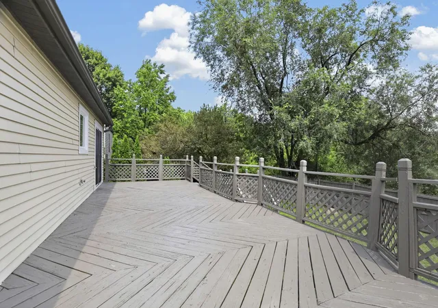 2nd image of 7606 Moorlane Dr, Columbus, OH 43085