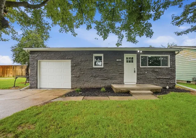 1st image of 545 South St, Delaware, OH 43015 | MLS# 226031964