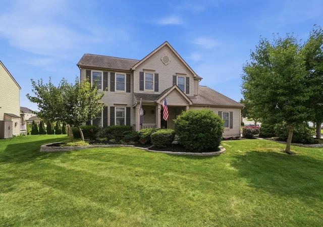 Single family home for sale at 3579 Natalie Dr, Grove City, OH 43123 | MLS# 226030355
