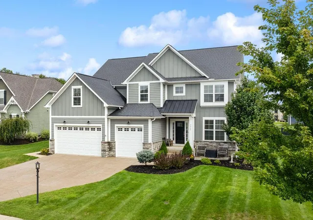 2nd image of 2449 Bryn Mawr Dr, Lewis Center, OH 43035 | MLS# 226031857