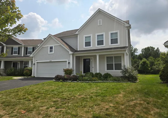 1st image of 8727 Crooked Maple Dr, Blacklick, OH 43004 | MLS# 226030504