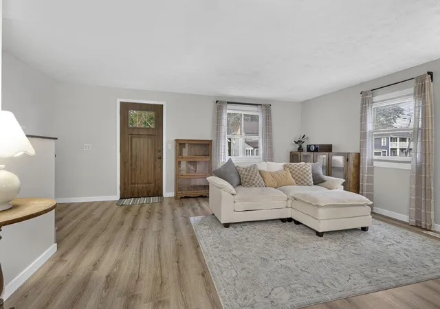 image of 114 N Main St, Pleasantville, OH 43148 | MLS# 226030386