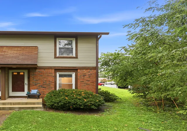 1st image of 1868 Stanhope Dr #H4, Newark, OH 43055 | MLS# 226030500