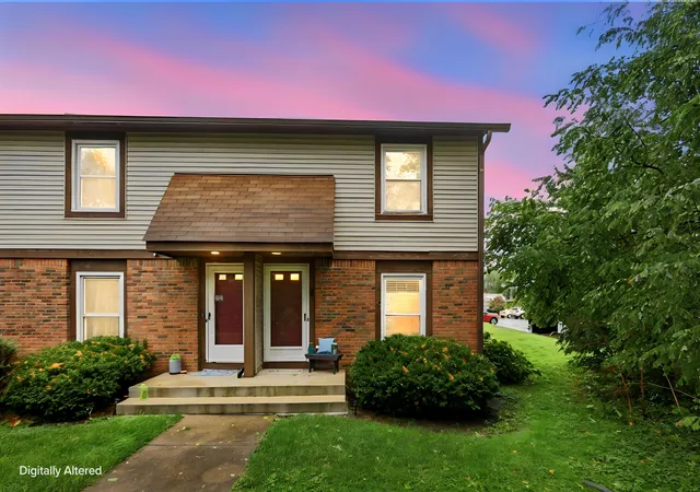 3rd image of 1868 Stanhope Dr #H4, Newark, OH 43055 | MLS# 226030500