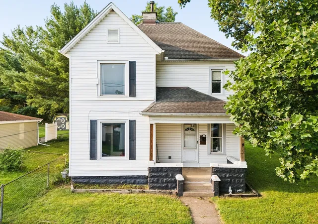 1st image of 442 Clarendon St, Newark, OH 43055 | MLS# 226031149