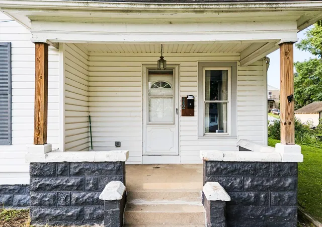 3rd image of 442 Clarendon St, Newark, OH 43055 | MLS# 226031149