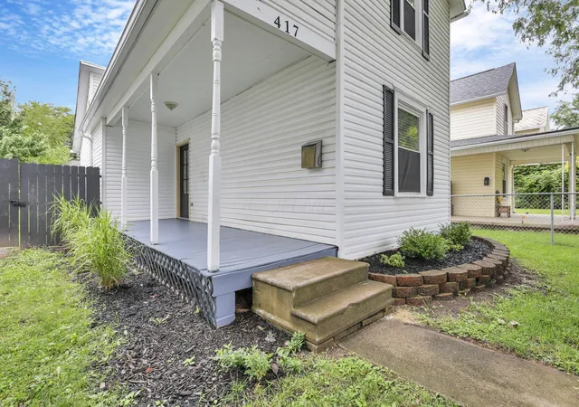 Photo 3 of Single family home for sale at 417 Washington Ave, Lancaster, OH 43130 | MLS# 226031327 | Listing updated on 2026-09-17