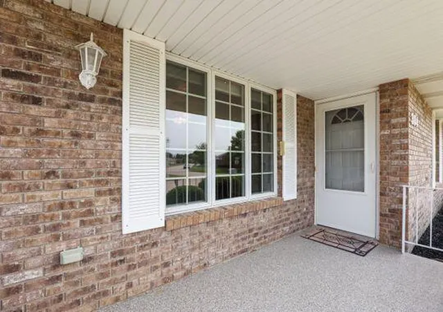 Photo 3 of Condo for sale at 384 Bishop Dr, London, OH 43140 | MLS# 226031252 | Listing updated on 2026-10-08