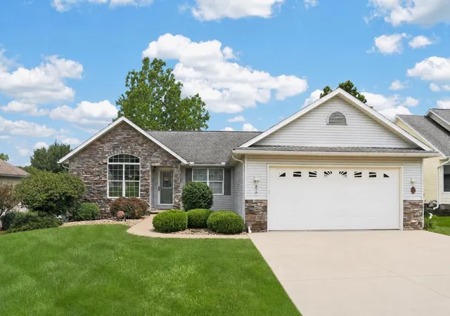 45th image of 870 Fairway Dr, Howard, OH 43028 | MLS# 226030398