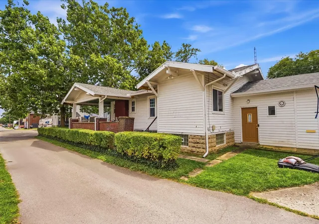 Photo 3 of Single family home for sale at 271 Summit St, Marion, OH 43302 | MLS# 226030453 | Listing updated on 2026-10-02