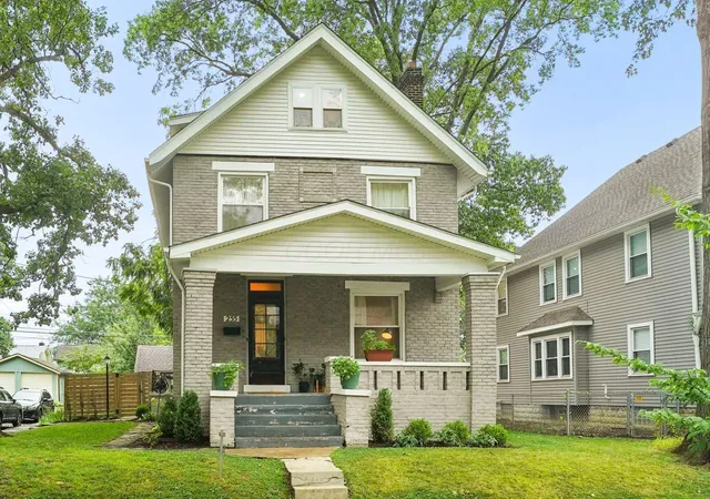 1st image of 255 E Kelso Rd, Columbus, OH 43202 | MLS# 226030573