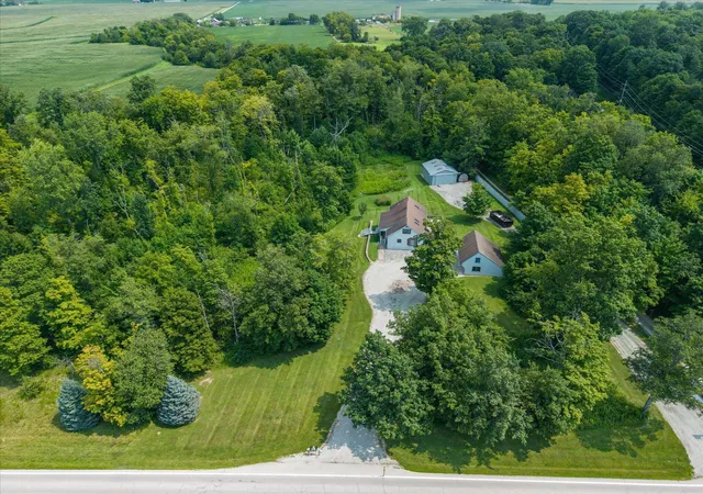 Photo 1 of Single family home for sale at 833 S State Route 72, Sabina, OH 45169 | MLS# 226030428 | Listing updated on 2026-09-18