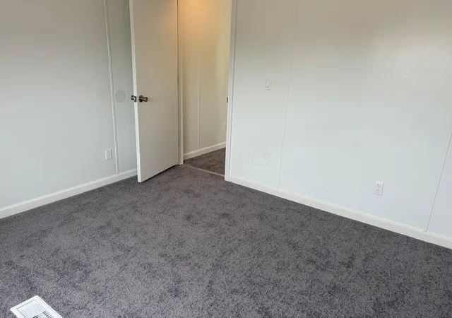 4th image of 301 Ronald Dr, Pataskala, OH 43062 | MLS# 226030425