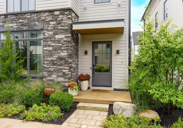 2nd image of 2854 Kobuk Dr #A-2854, Columbus, OH 43228 | MLS# 226030662