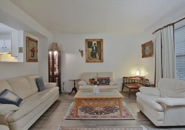 3rd image of 7731 Kelvinway Dr, Worthington, OH 43085