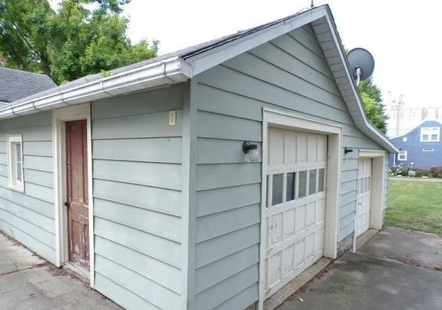 Photo 4 of Single family home for sale at 136 N Hazel St, Upper Sandusky, OH 43351 | MLS# 226030552 | Listing updated on 2026-09-16