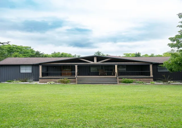 Photo 3 of Single family home for sale at 980 Township Rd 55, Bellefontaine, OH 43311 | MLS# 226030432 | Listing updated on 2026-08-17