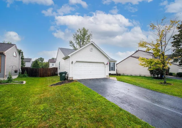 Photo 2 of Single family home for sale at 8588 Leader Dr, Galloway, OH 43119 | MLS# 226030594 | Listing updated on 2026-09-05