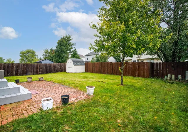 Photo 4 of Single family home for sale at 8588 Leader Dr, Galloway, OH 43119 | MLS# 226030594 | Listing updated on 2026-09-05