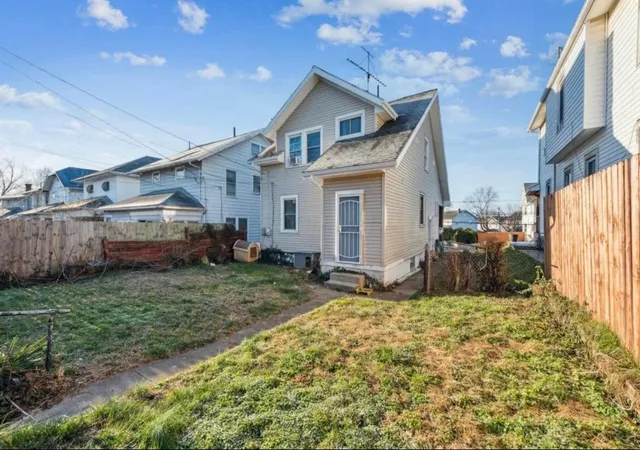 Photo 3 of Single family home for sale at 1080 Linden Ave, Dayton, OH 45410 | MLS# 226030482 | Listing updated on 2026-09-01